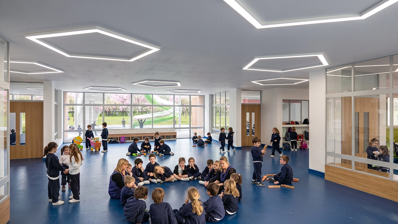 San Andres School - Educational Hallway & Learning Space Visualization